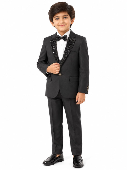 Black Tuxedo Luxury 02